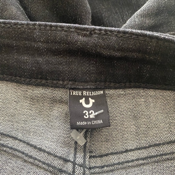 TRUE RELIGION Feathered Black Jennie Curvy Ankle Embellished Jeans Size 32 - Picture 9 of 16